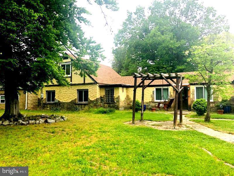 4001 Holly Tree Road - Photo 1