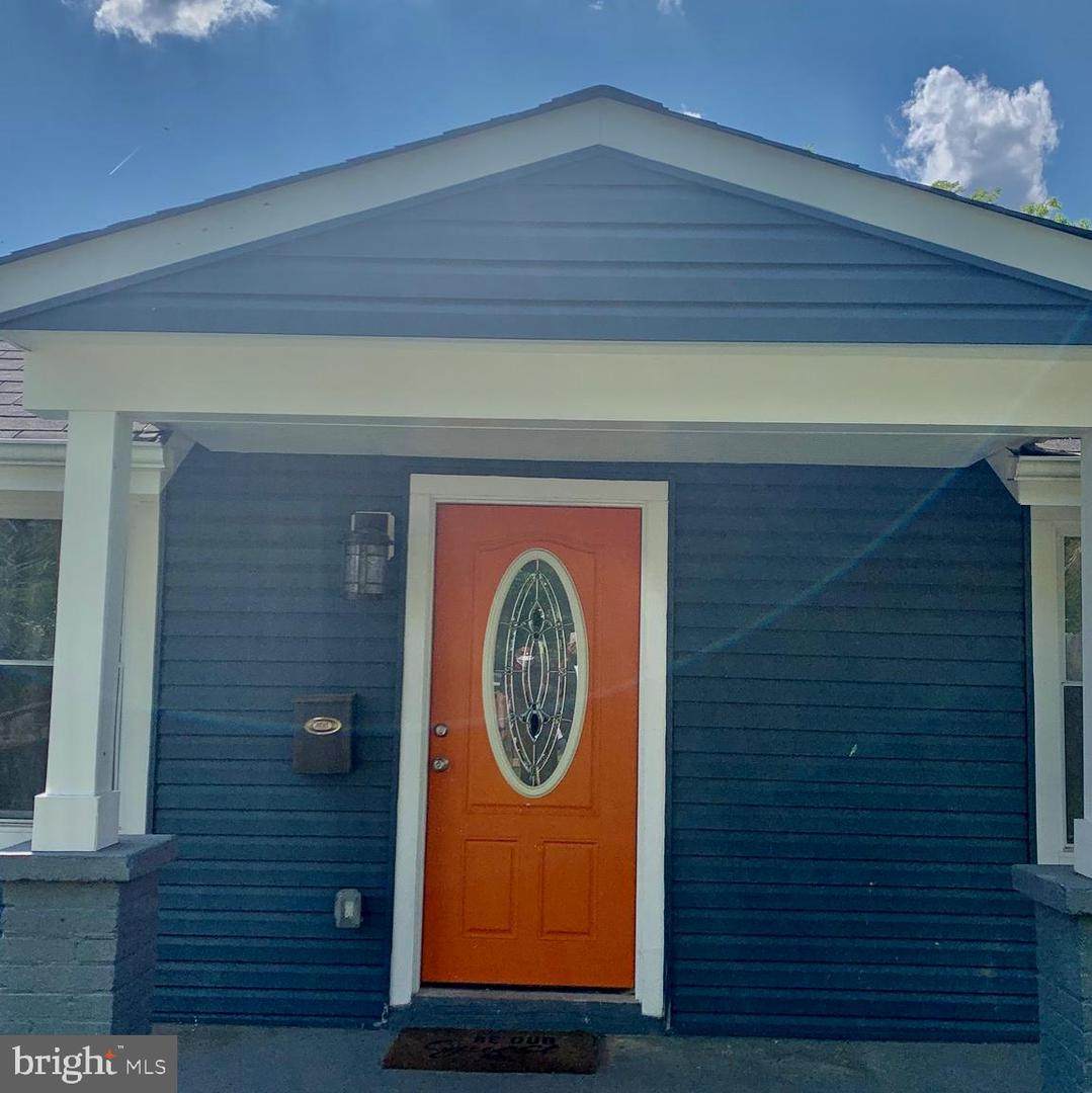 826 46TH Street - Photo 1
