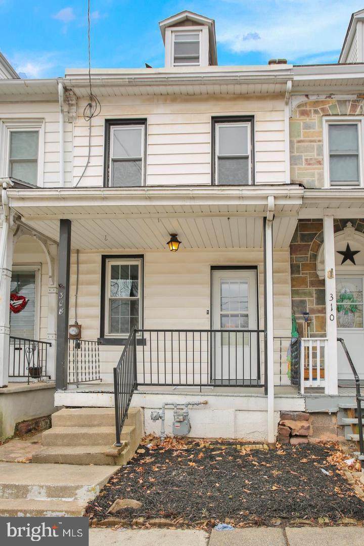 308 1ST Street - Photo 1
