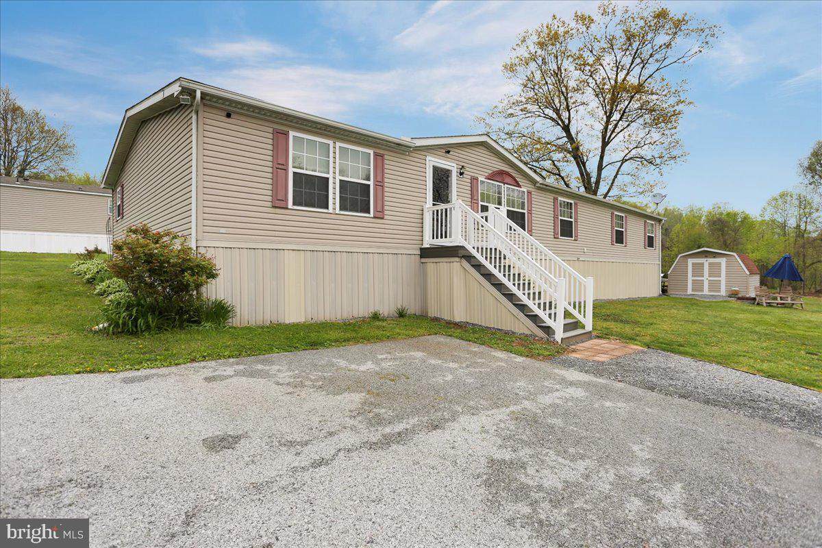 219 Michael Road - Photo 1
