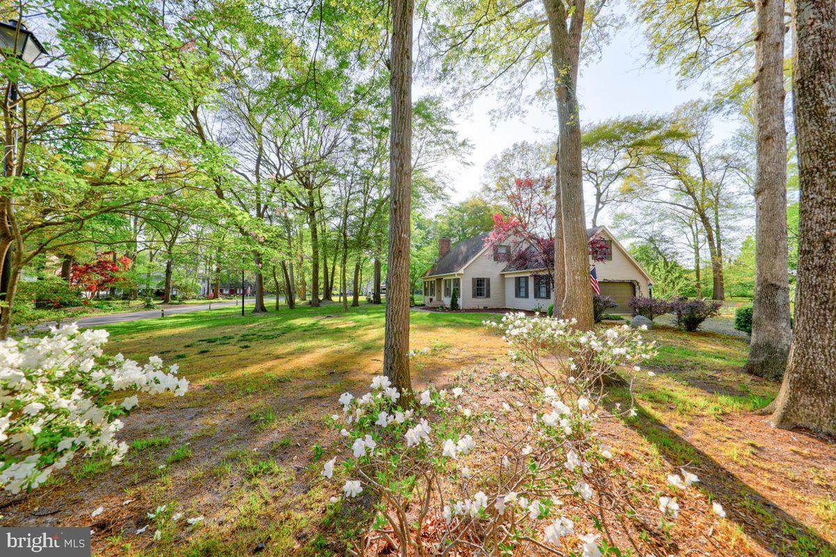 910 Midway Lane - Photo 1