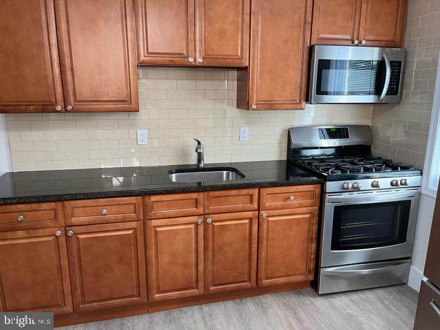 1446 8TH Street - Photo 1
