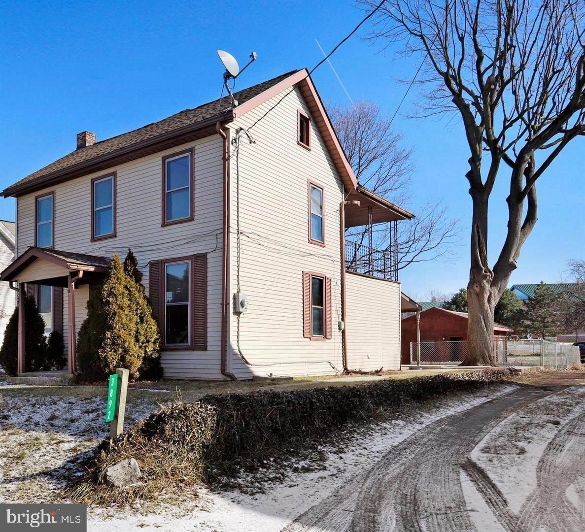 3892 Lincoln Street - Photo 1