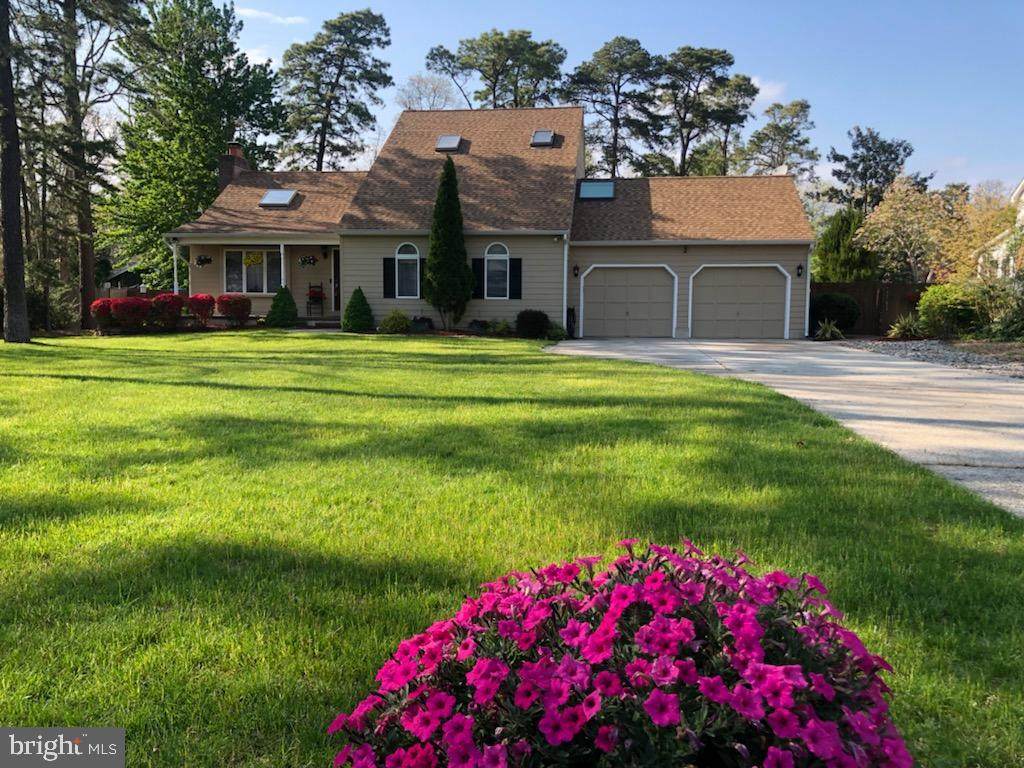1302 Goldfinch Lane - Photo 1