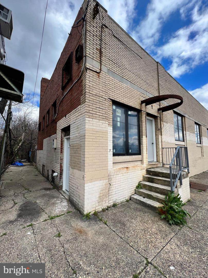 4301 Clarissa Street - Photo 1