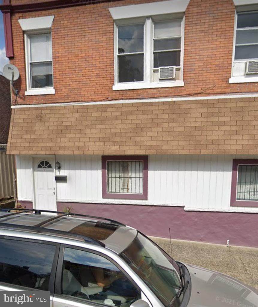 6223 Lansdowne Avenue - Photo 1