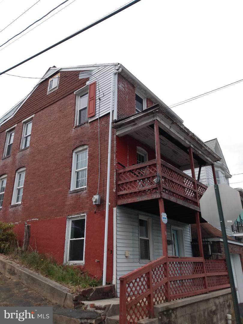 200 Cherry Street - Photo 1