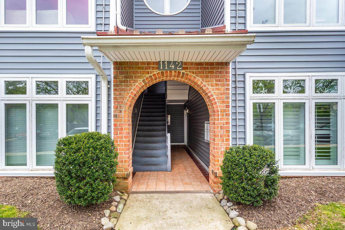 1142 Lake Heron Drive - Photo 1
