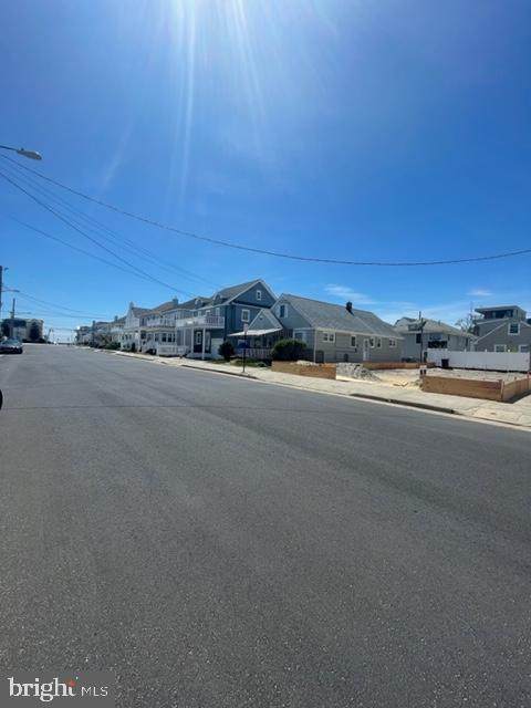 8 Melbourne Avenue - Photo 1