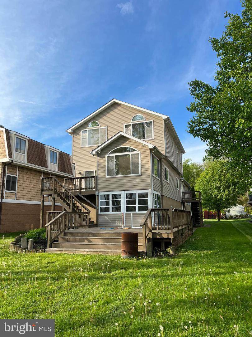 1220 Burke Road - Photo 1