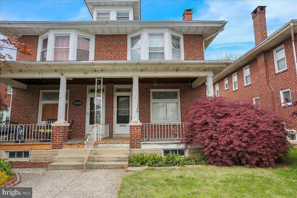 2227 Spring Street - Photo 1