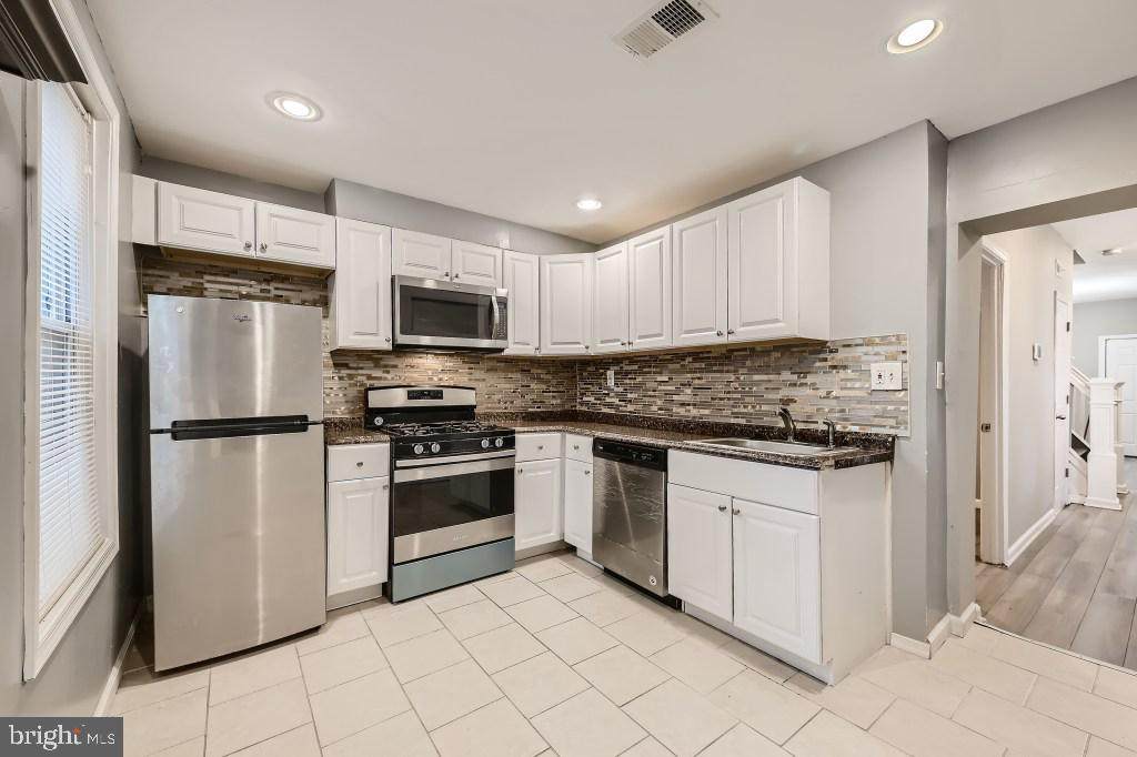 219 Gilmor Street - Photo 1