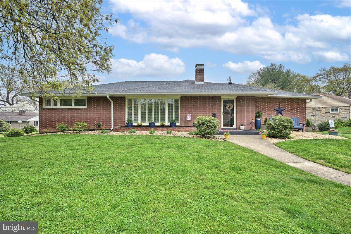 635 Allen Street - Photo 1