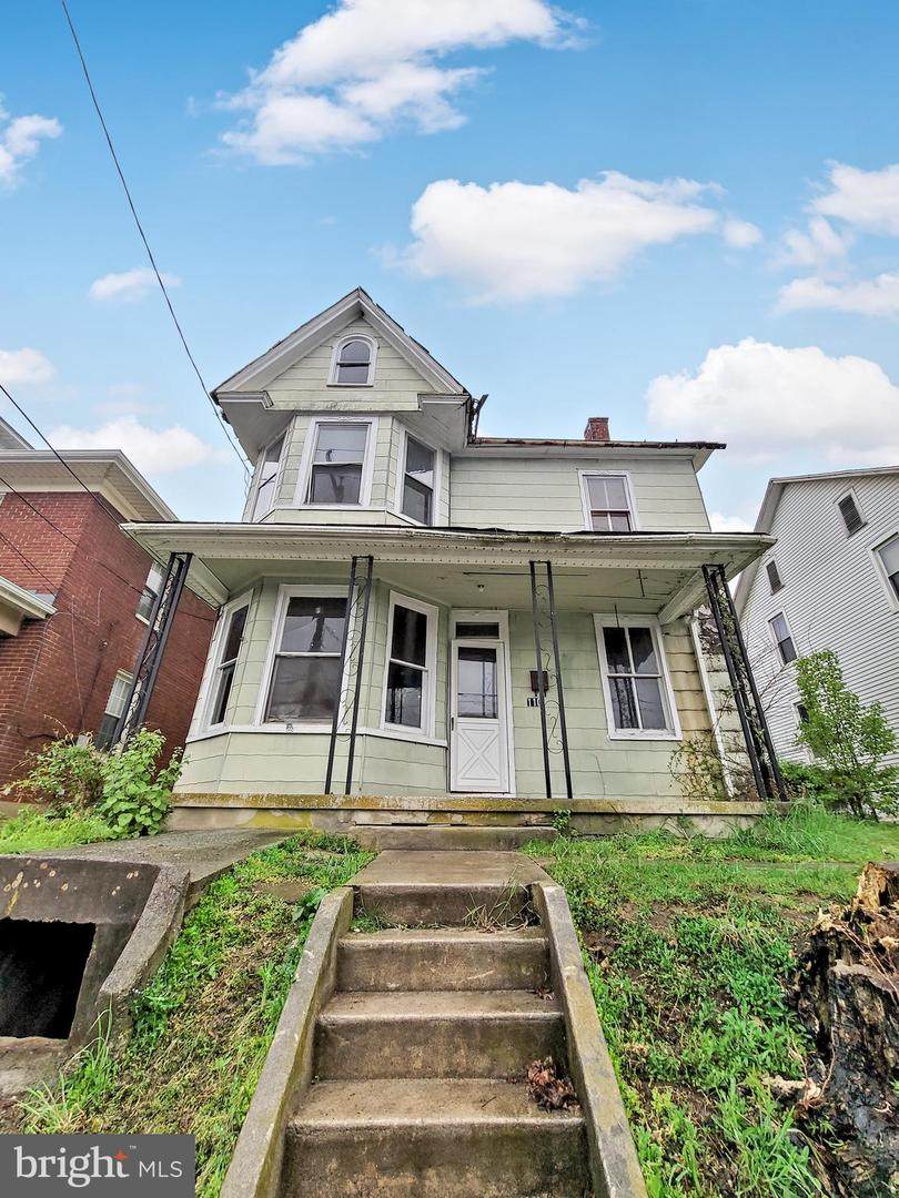 110 Manchester Street - Photo 1