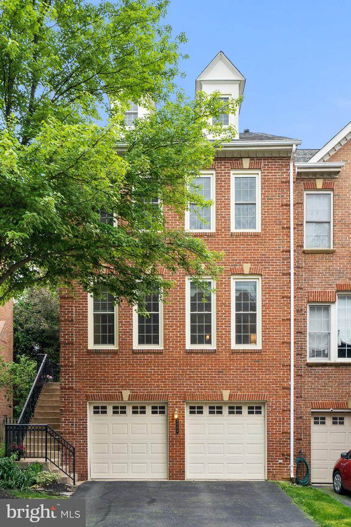 3009 Fallswood Glen Court - Photo 1