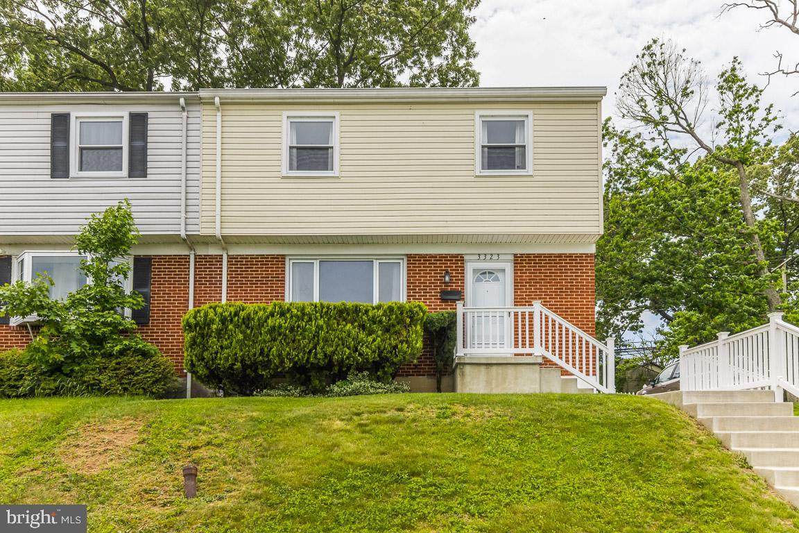 3323 Hiss Avenue - Photo 1