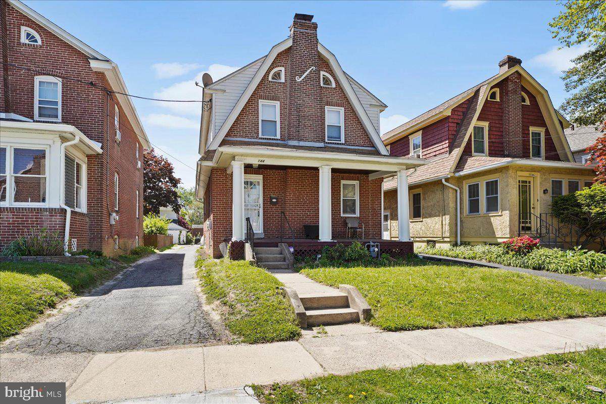 144 Avon Road - Photo 1