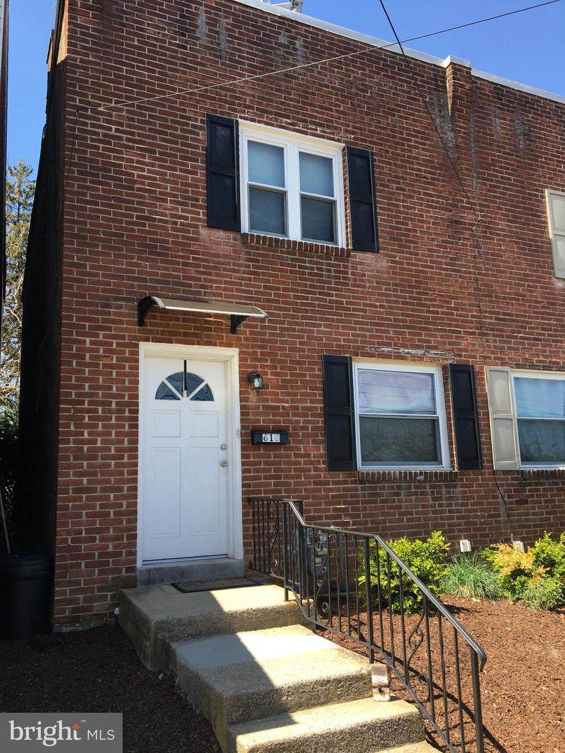 616 Mary Street - Photo 1