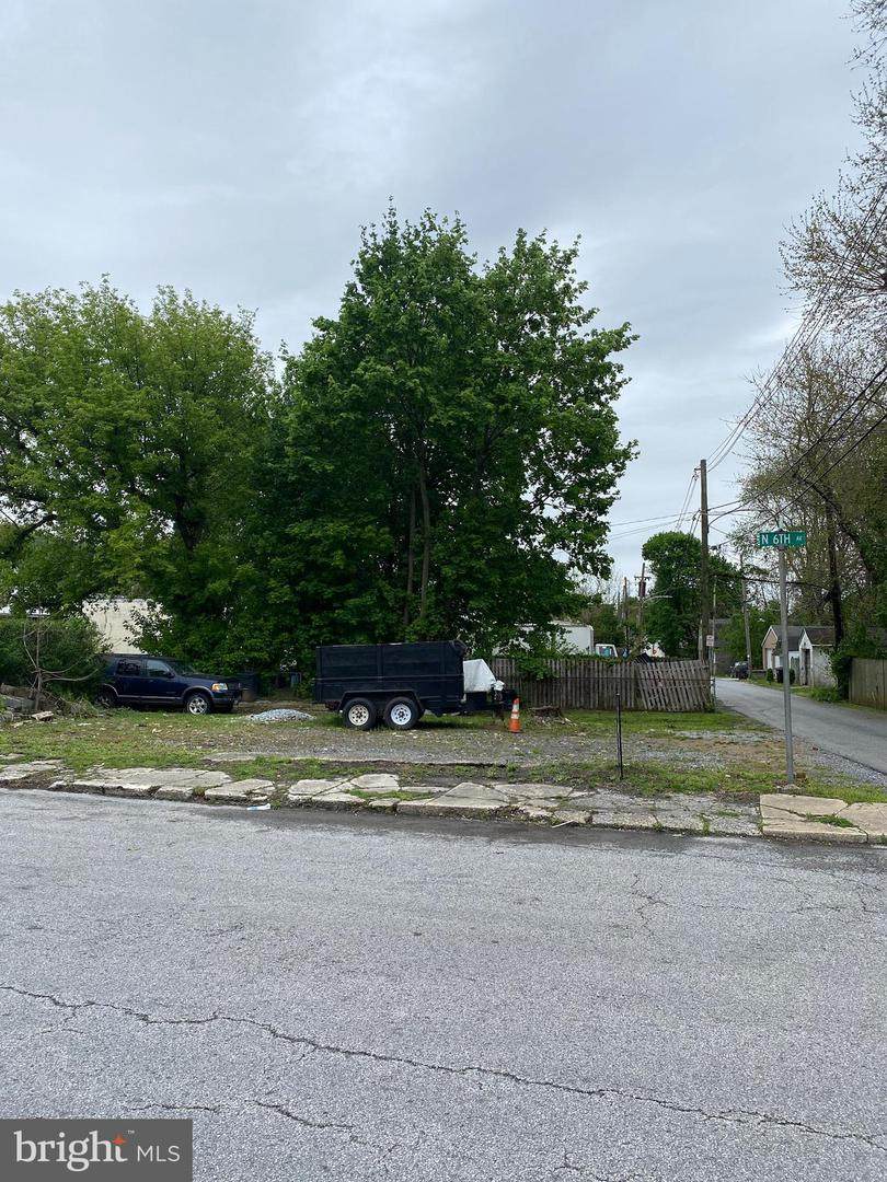 181 6TH Avenue - Photo 1