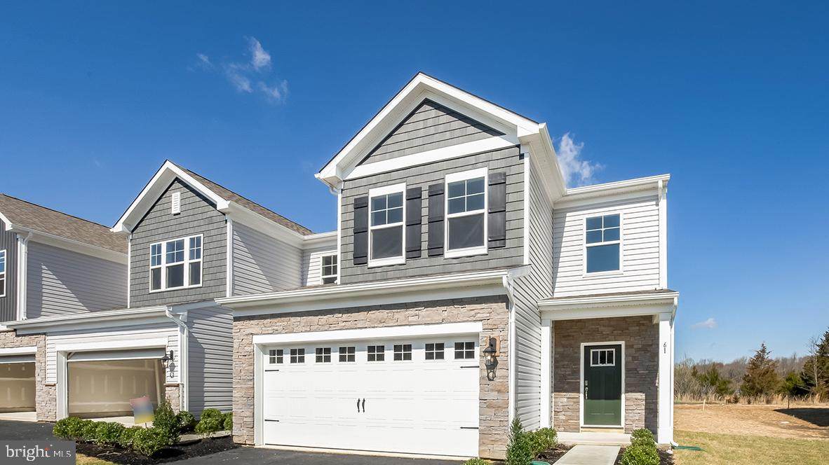 54 Roberta Way - Photo 1
