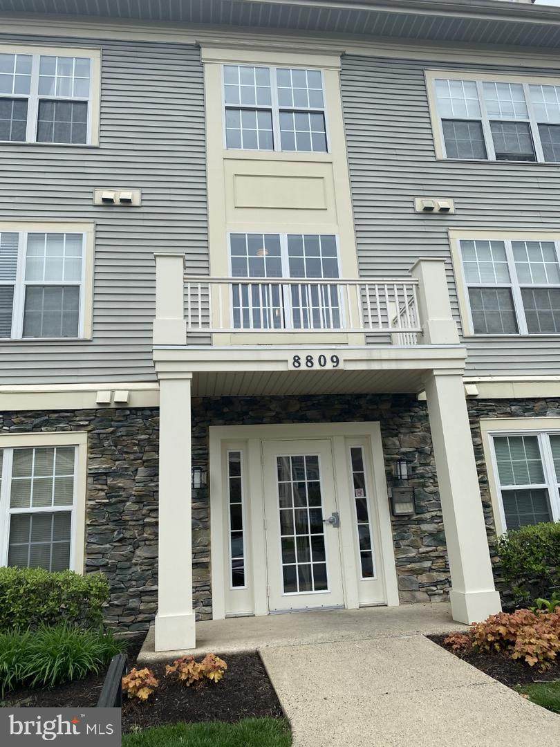 8809 Stone Ridge Circle - Photo 1