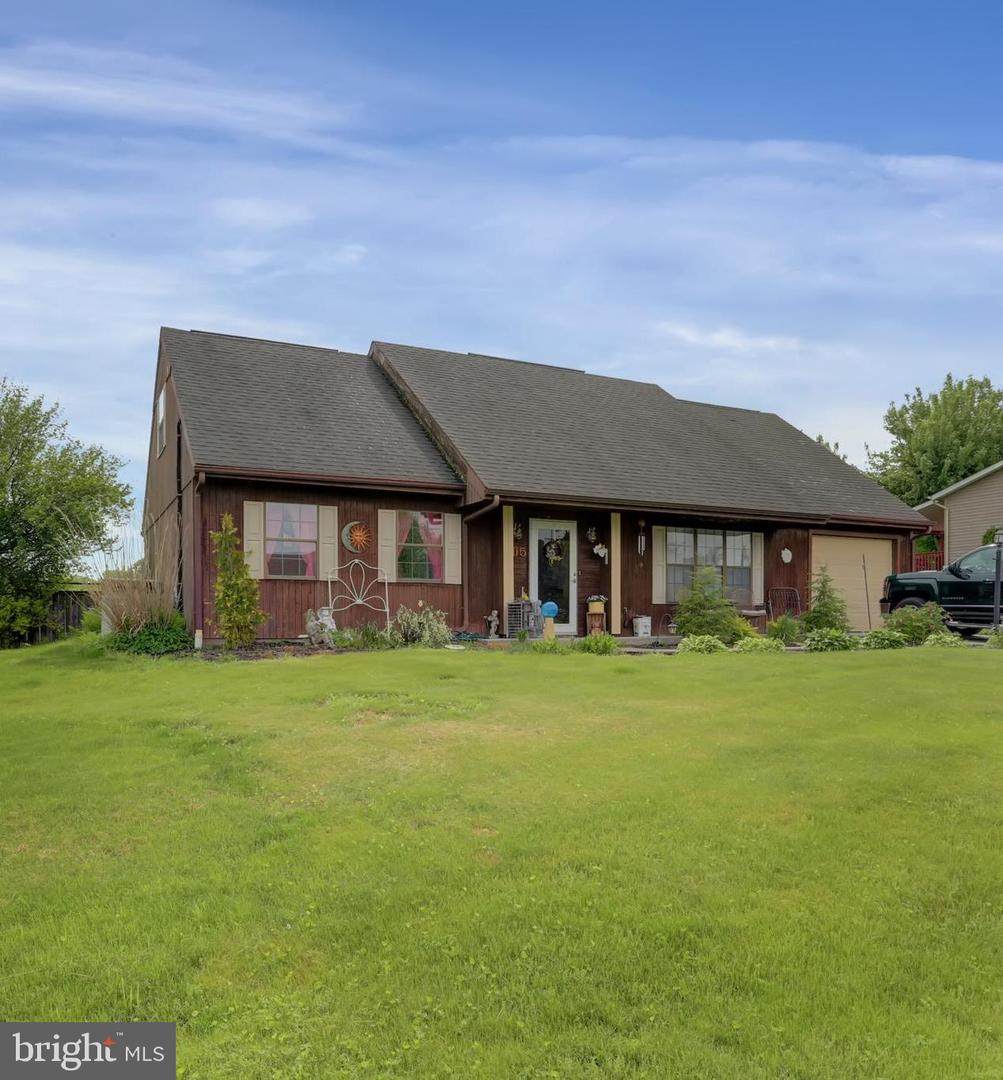 805 Fairlane Drive - Photo 1