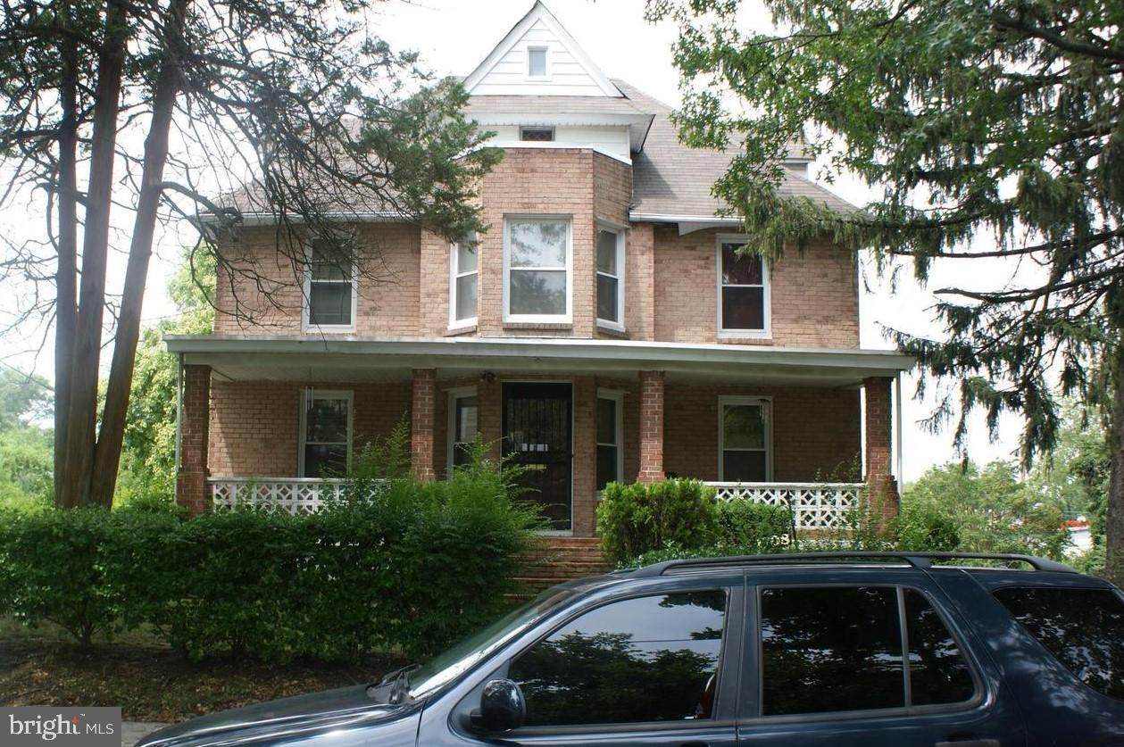 1708 Lawrence Street - Photo 1