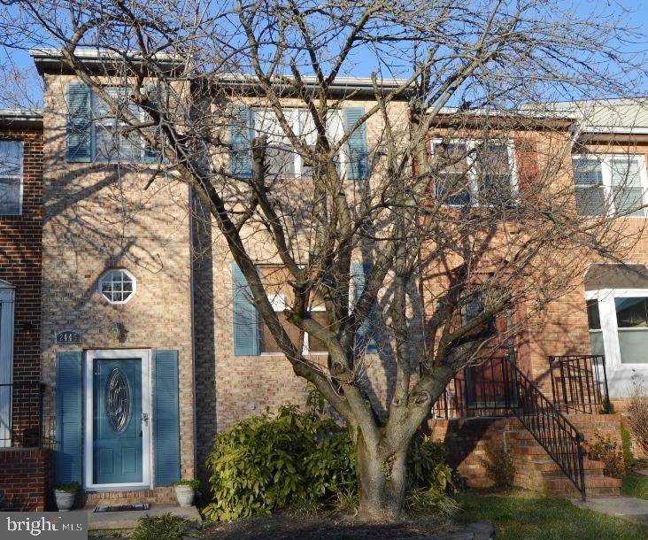 2446 Vineyard Lane - Photo 1