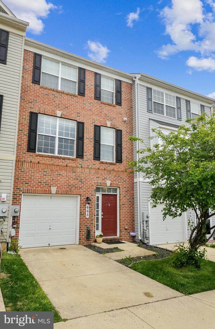 665 Tivoli Road - Photo 1