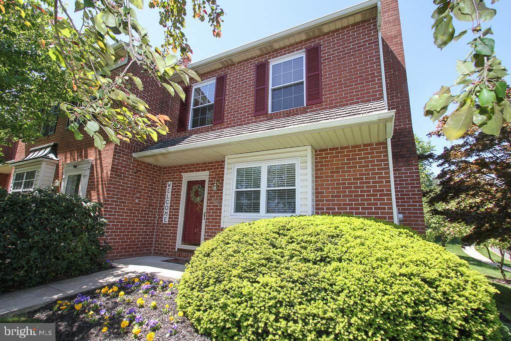708 Village Green Drive - Photo 1