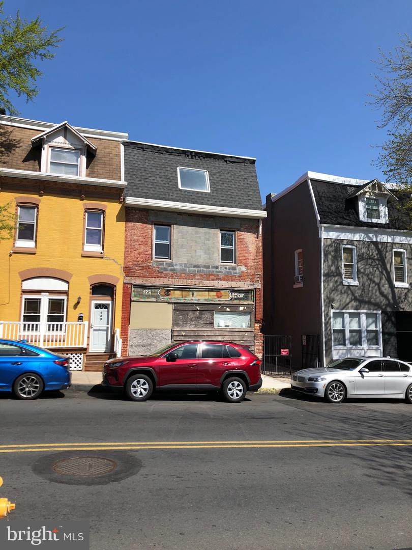 127 Front Street - Photo 1