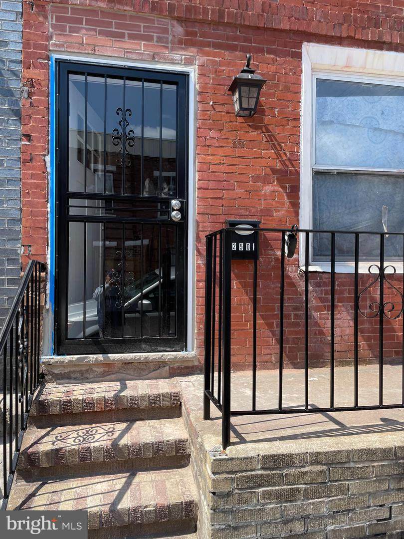 2502 6TH Street - Photo 1