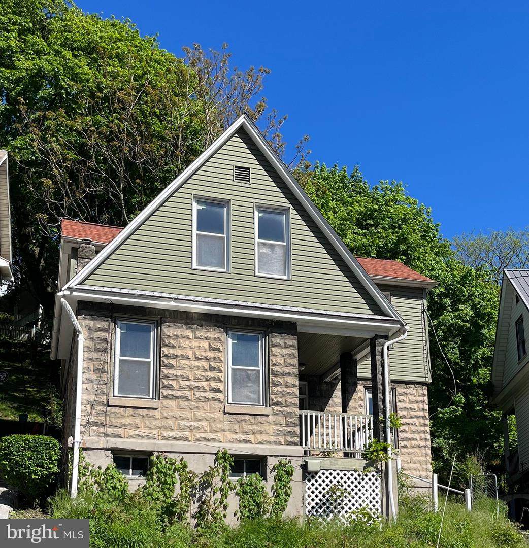 449 Baltimore Avenue - Photo 1