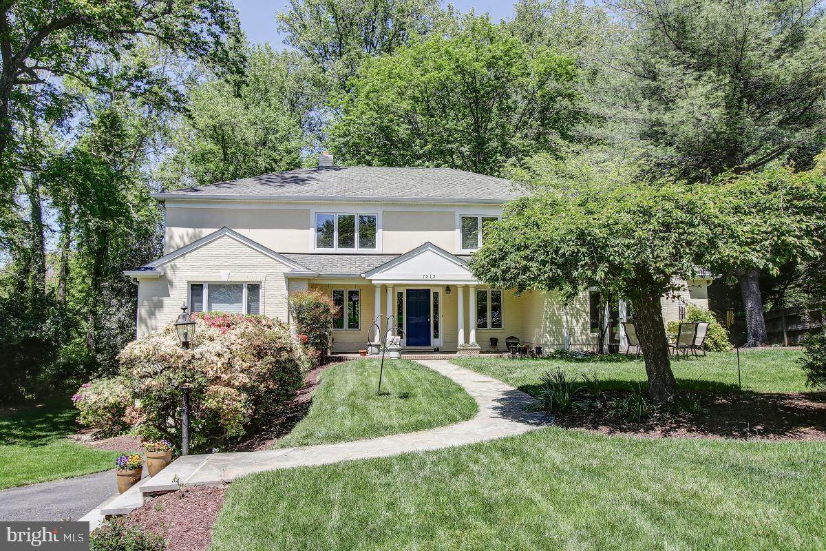 7213 Longwood Drive - Photo 1