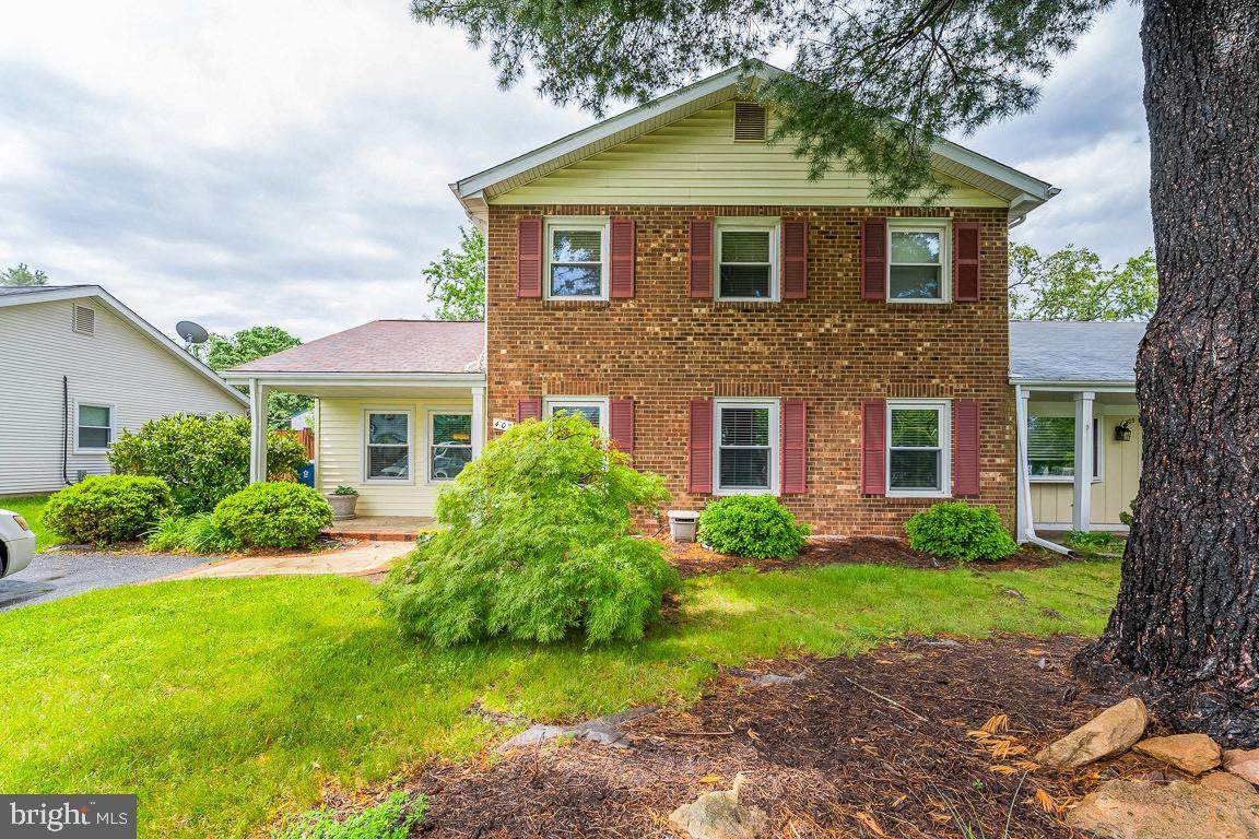 407 Bailey Court - Photo 1