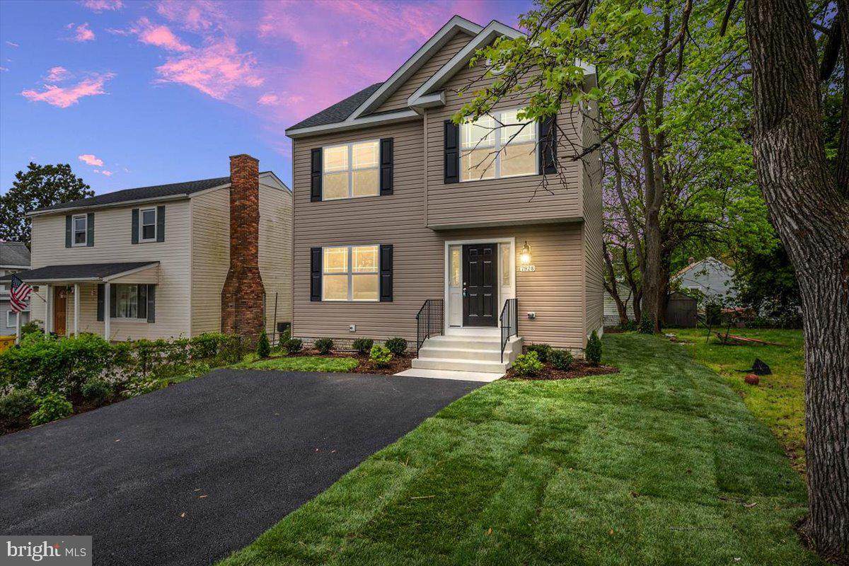 7928 Chesapeake Drive - Photo 1