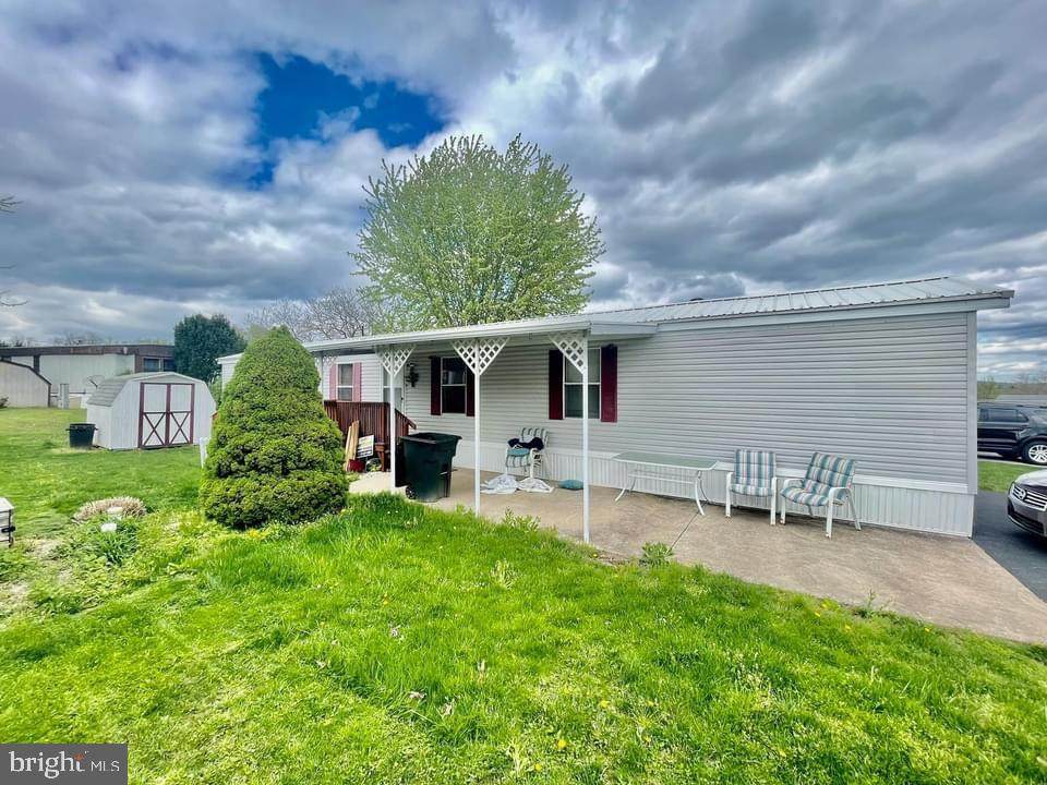 365 Westwood Drive - Photo 1