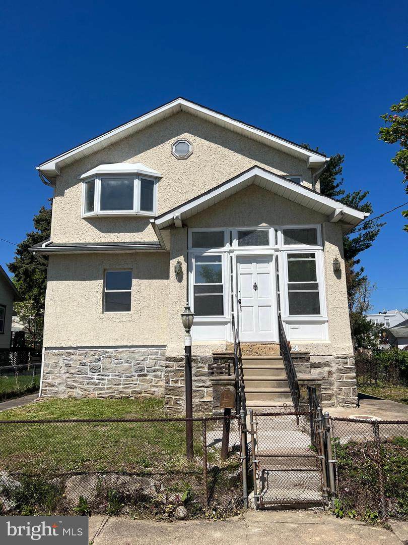 827 Hartel Avenue - Photo 1