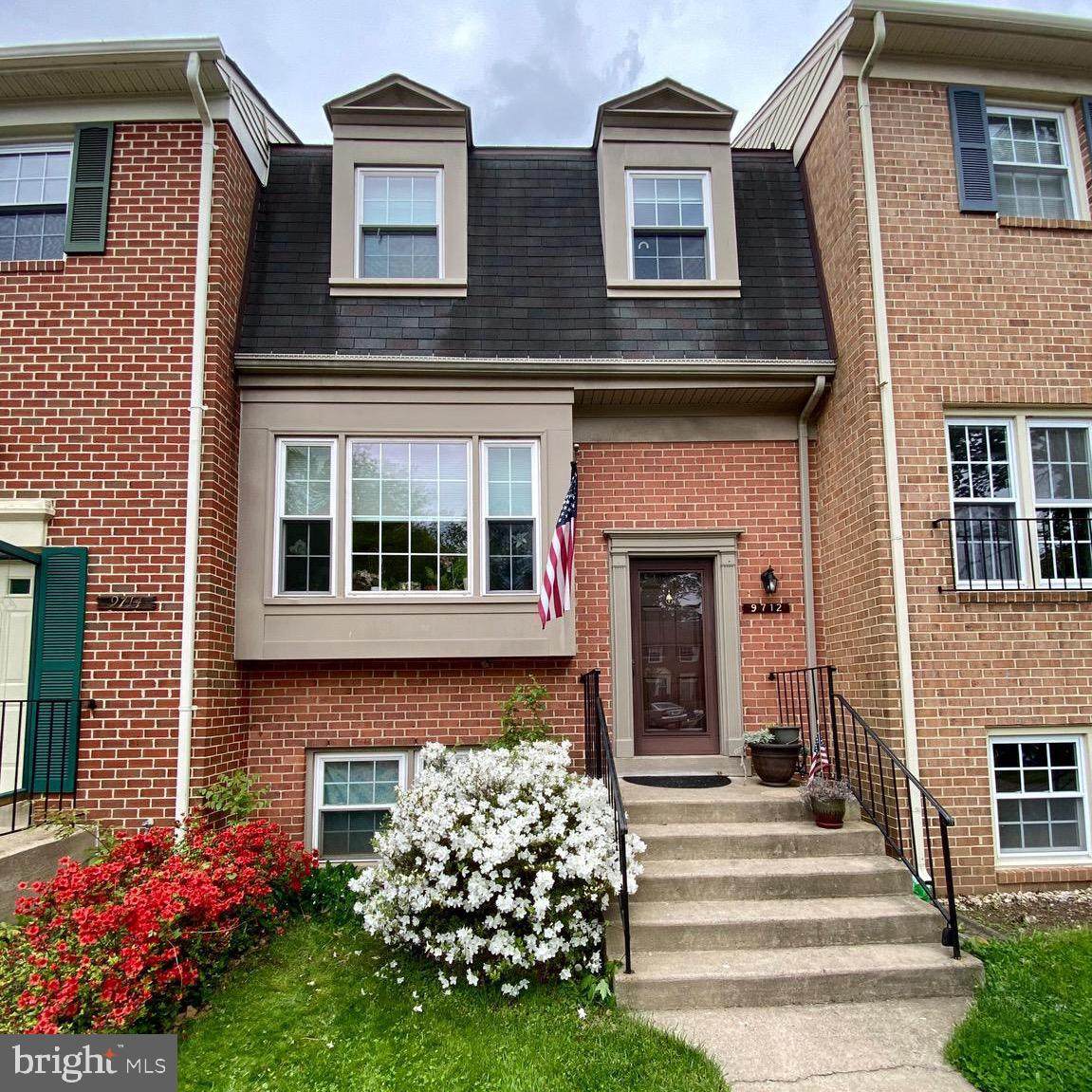 9712 Lakepointe Drive - Photo 1
