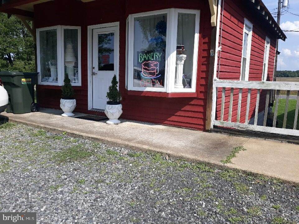 11247 Kings Hwy - Photo 1