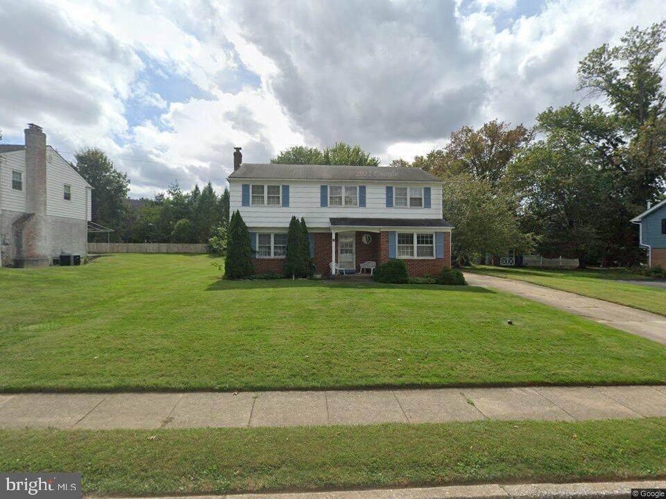 8 Princeton Road - Photo 1