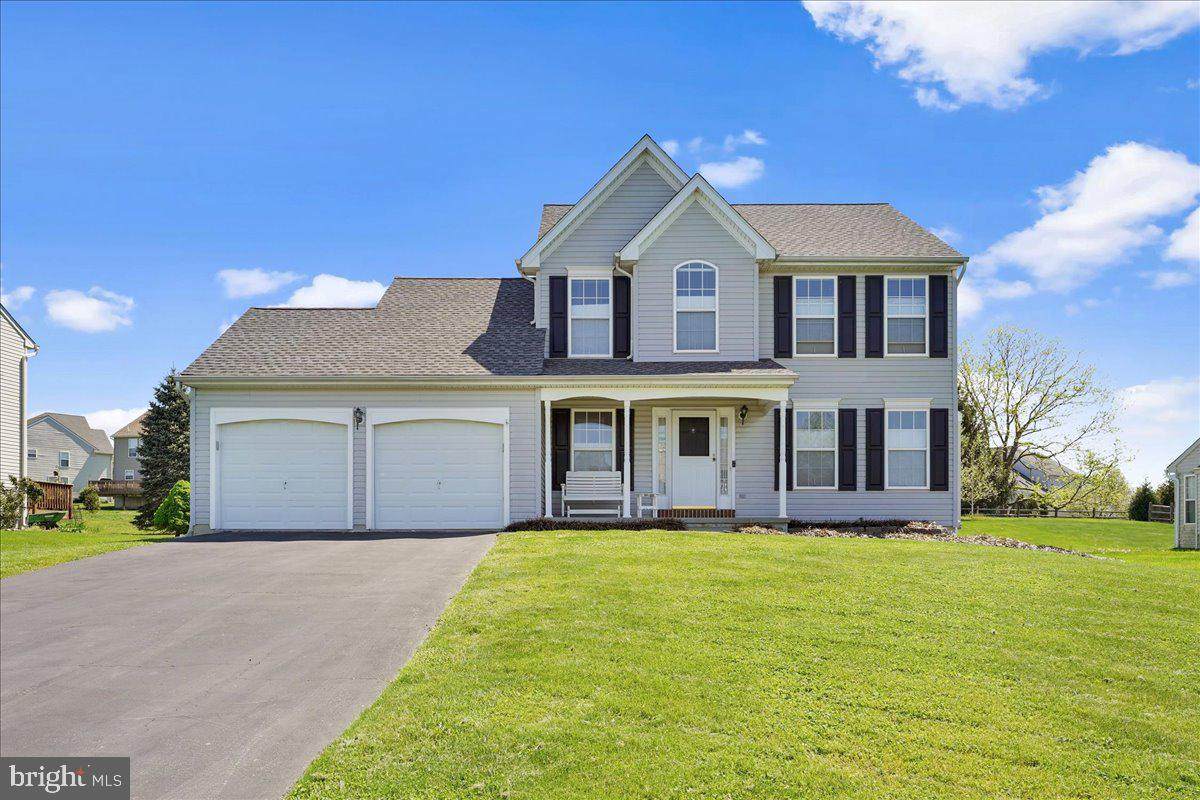 813 Slate Hill Drive - Photo 1