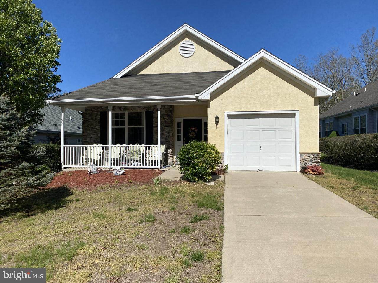 31 Huntington Drive - Photo 1