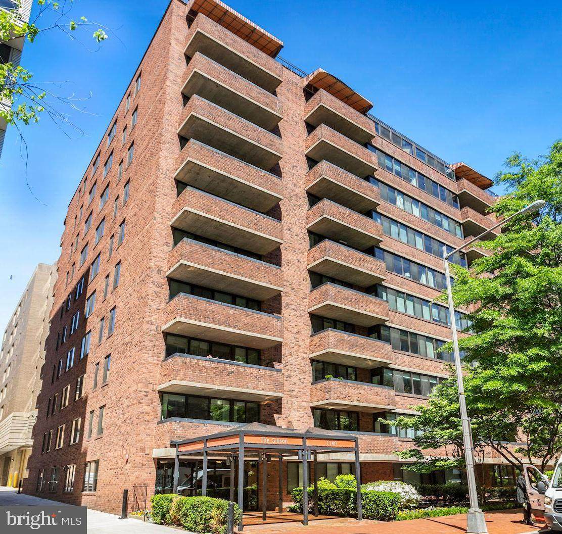 1140 23RD Street - Photo 1