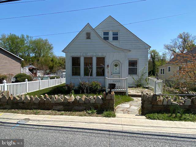 5811 Westwood Avenue - Photo 1