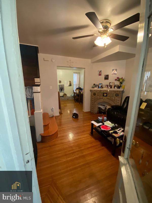 1652 Robinson Street - Photo 1
