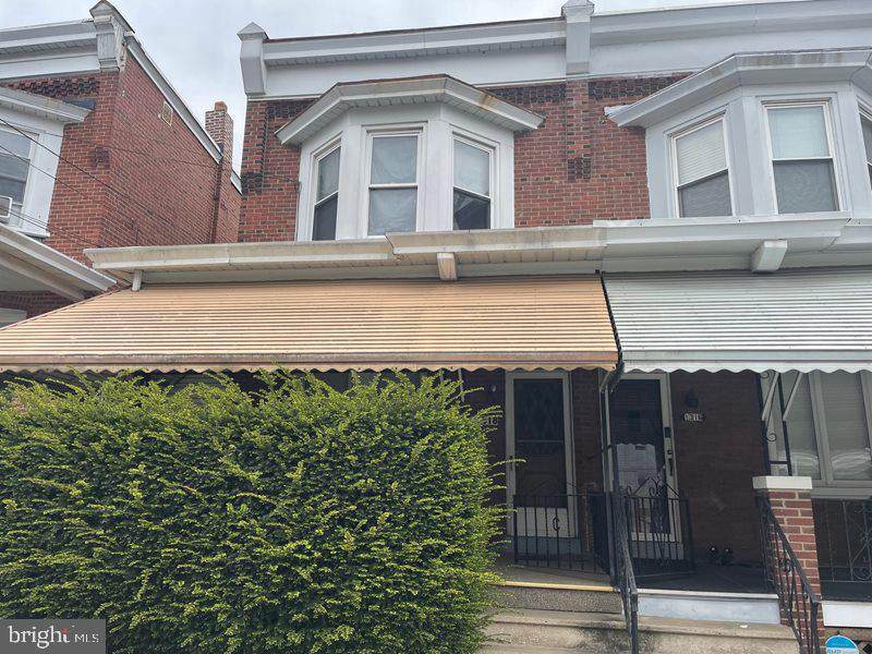 1318 Arch Street - Photo 1