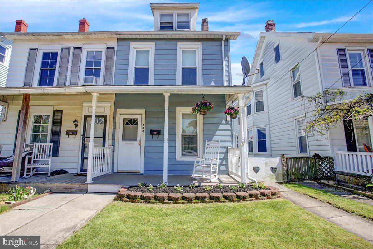 248 Walnut Street - Photo 1