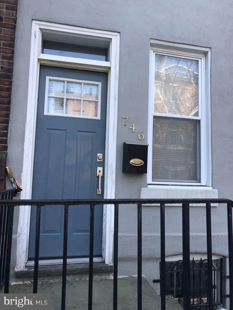 746 Catharine Street - Photo 1