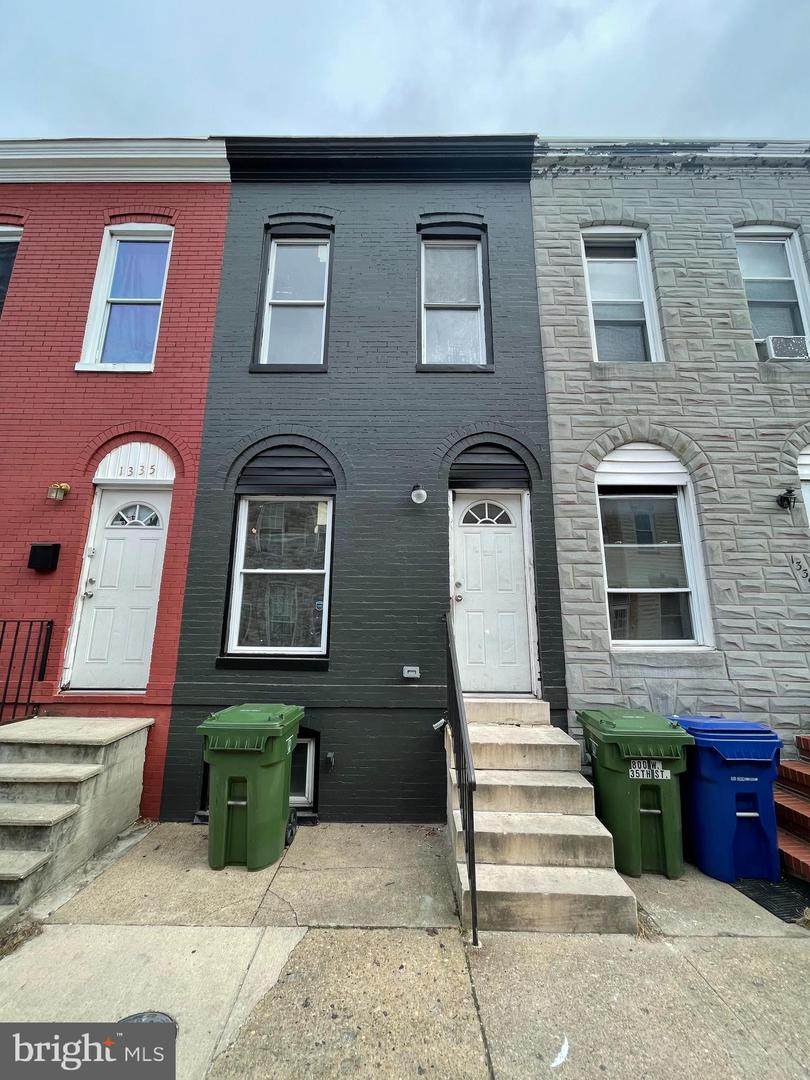 1337 Sargeant Street - Photo 1